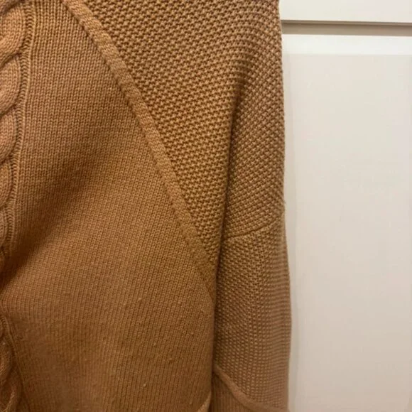 pullover sweater - Picture 5 of 5